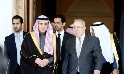 Pourquoi l’Algérie a-t-elle temporisé avant de condamner l’attaque contre la Mecque ?